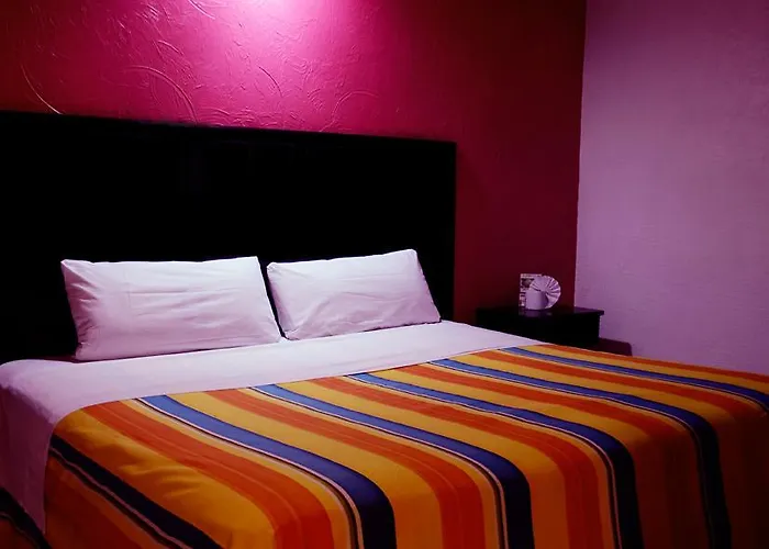 Hotel Santa Cruz *