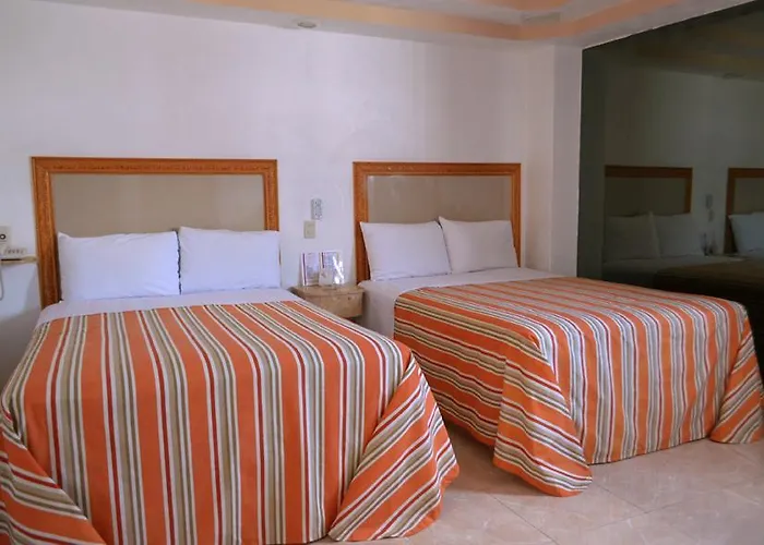 Hotel Santa Cruz *